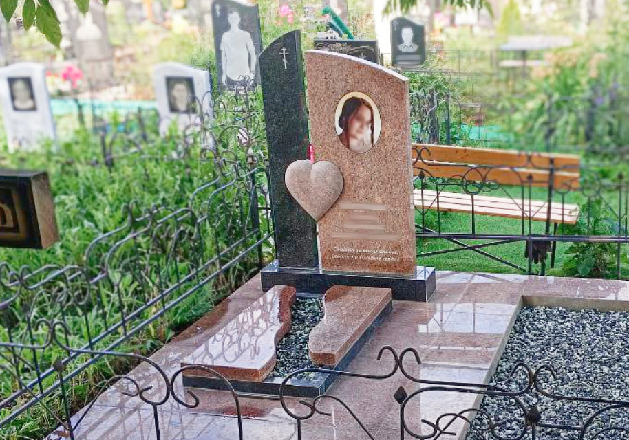 Комбинированные памятники